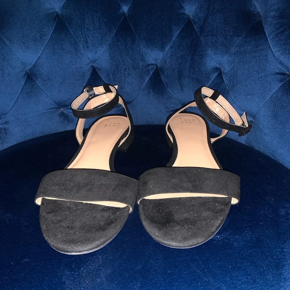 a new day sandals - Picture 2 of 3